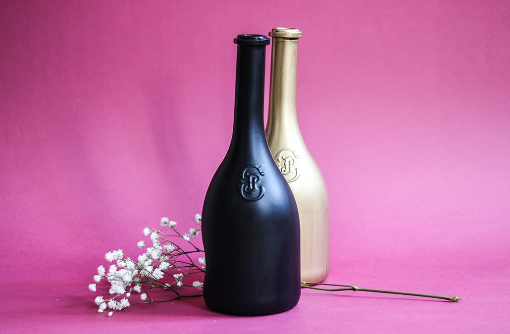 DIY Transforme ta bouteille de vin en vase